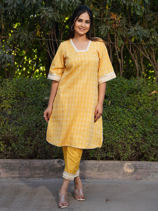 GLOWING SUNSHINE PEARL KURTA SET